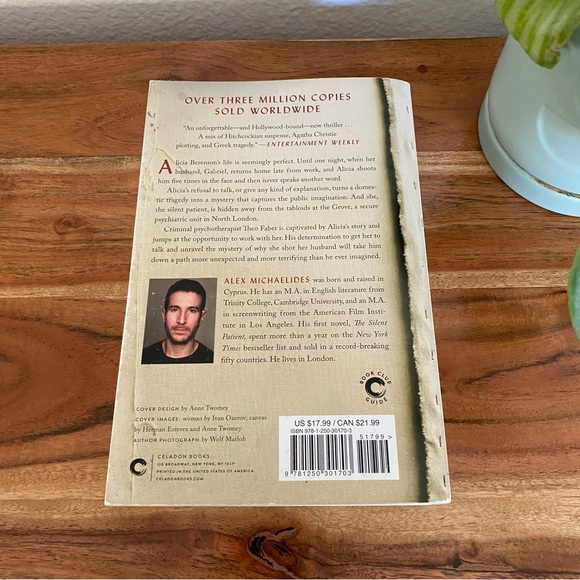 The Silent Patient by Alex Michaelides, Paperback - Picture 3 of 7